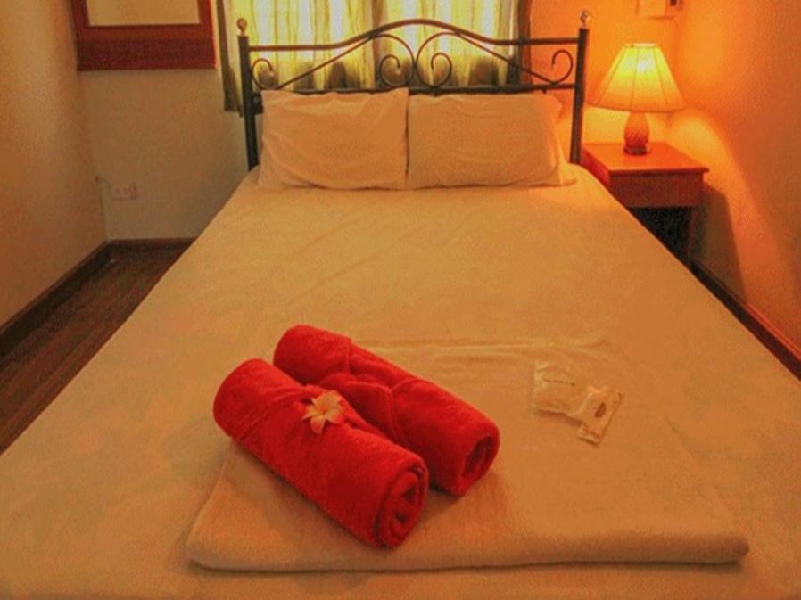 Waratee Spa Resort Villa Бангкок Экстерьер фото